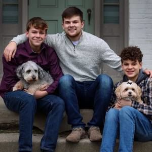 Meet your Posher, Lori